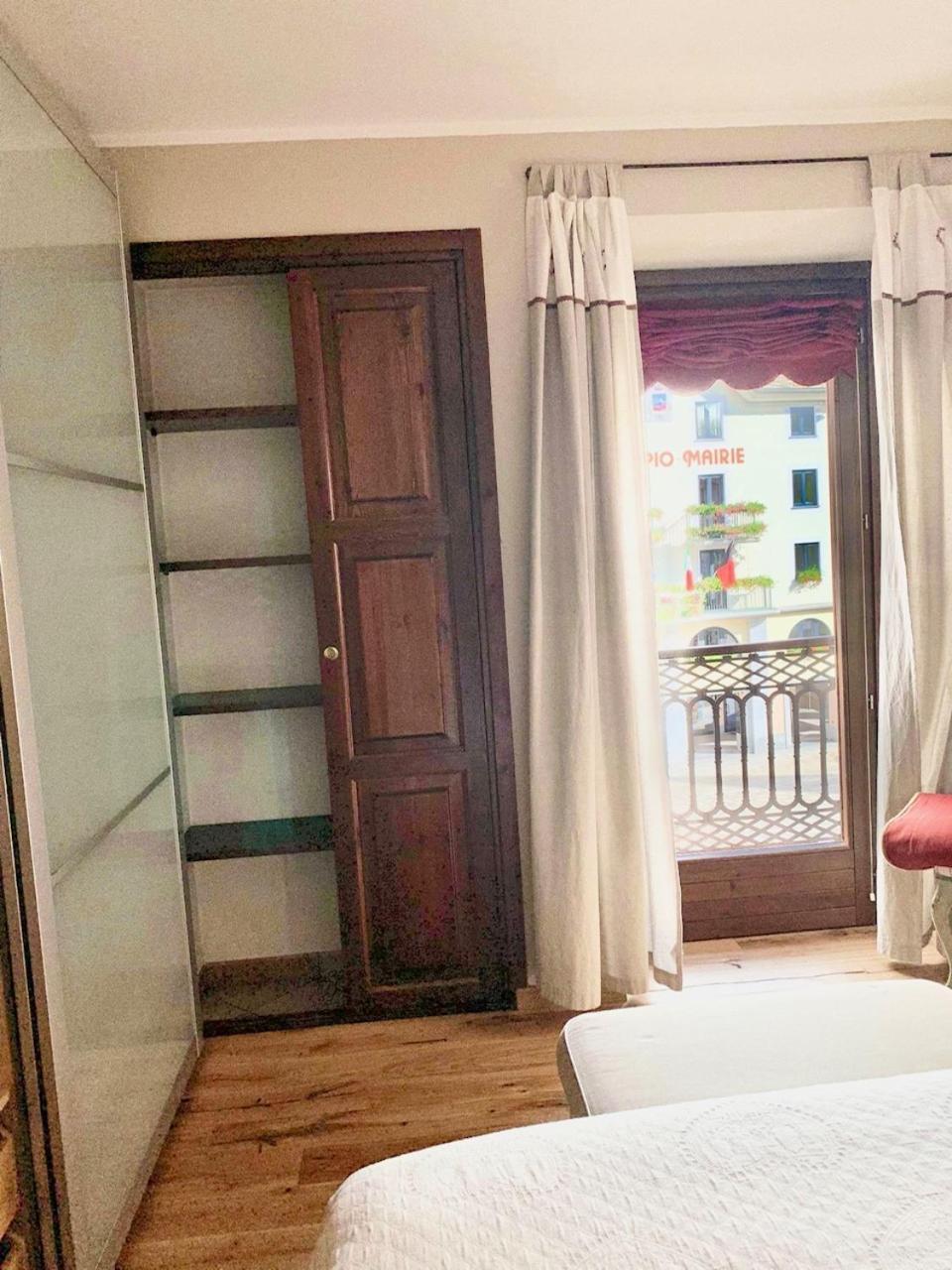 Maison Lalla Cir 0070 Pré-Saint-Didier المظهر الخارجي الصورة